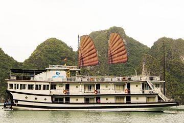 Hà Nội - Hạ Long - Authentic Cruise 2N1Đ (Ngủ đêm trên tàu)